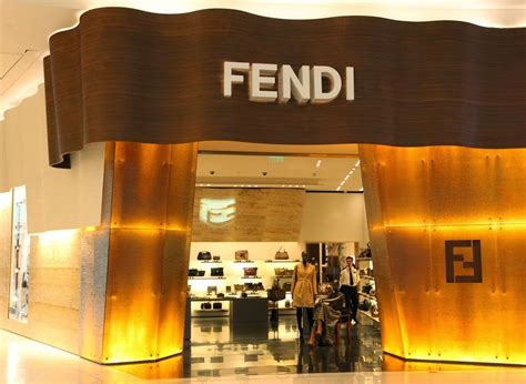 outlet fendi toscana|fendi outlet florence.